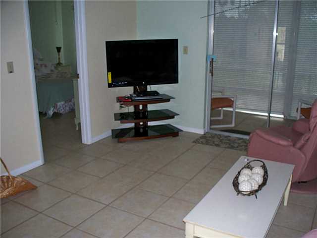 1925 Palm City RD, Stuart, FL 34994