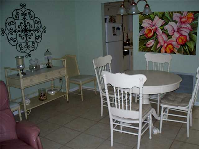 1925 Palm City RD, Stuart, FL 34994