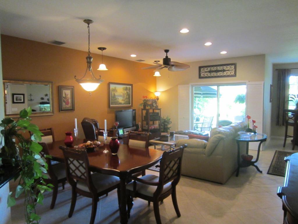 1551 SE Wilshire Place, Stuart, FL 34994