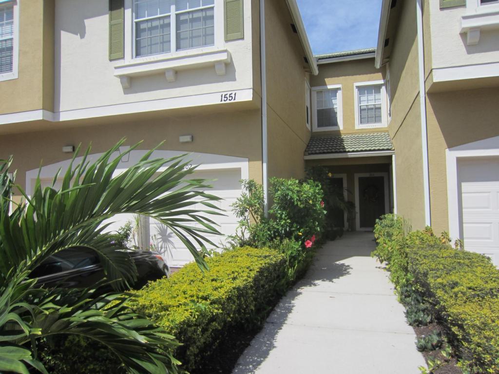 1551 SE Wilshire Place, Stuart, FL 34994