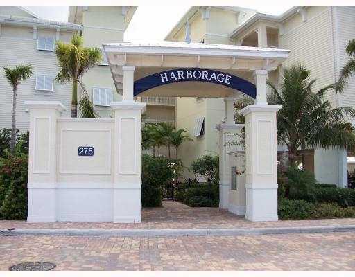 275 NW Flagler Avenue, Stuart, FL 34994