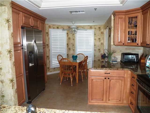 185 Edgewater DR, Stuart, FL 34996