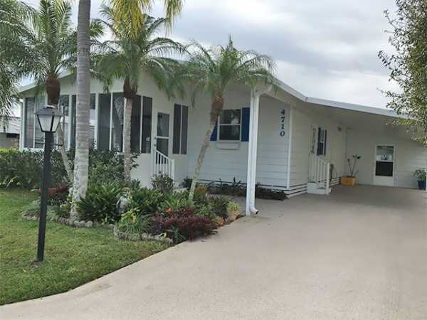 Pinelake Gardens and Estates4710 SE BYWOOD TERRStuart, FL 34997