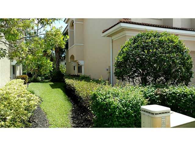 324 SW Otter Run Place, Stuart, FL 34997