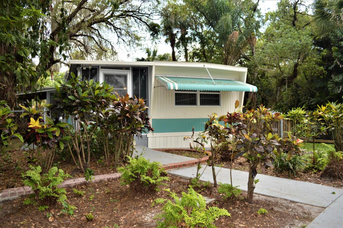 8088 SW Wildwood Drive, Stuart, FL 34997