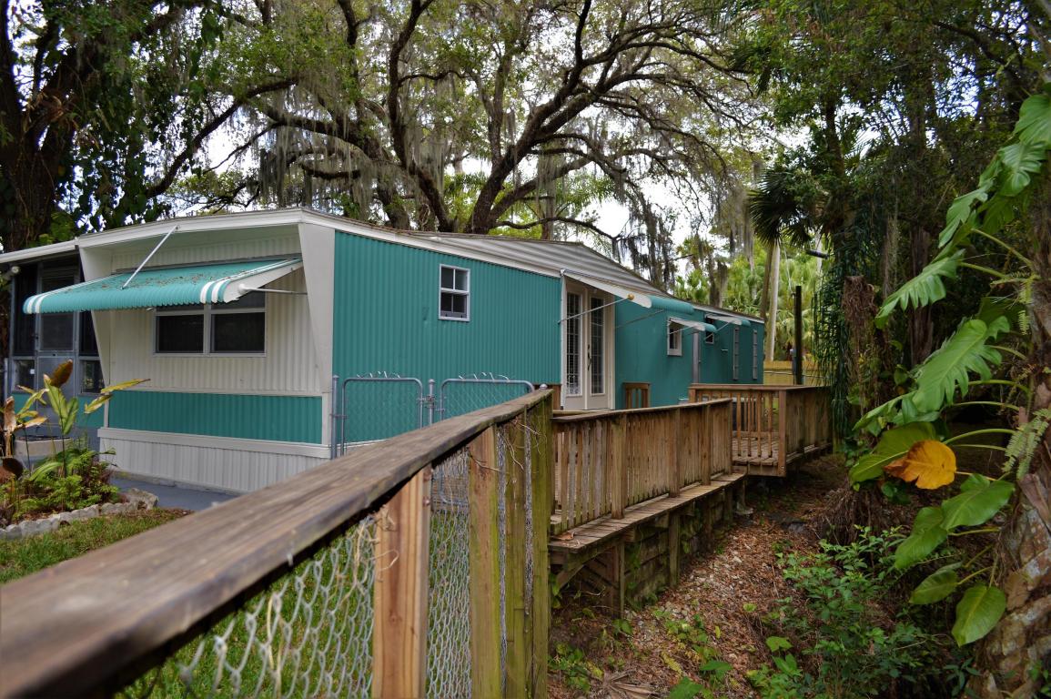 8088 SW Wildwood Drive, Stuart, FL 34997