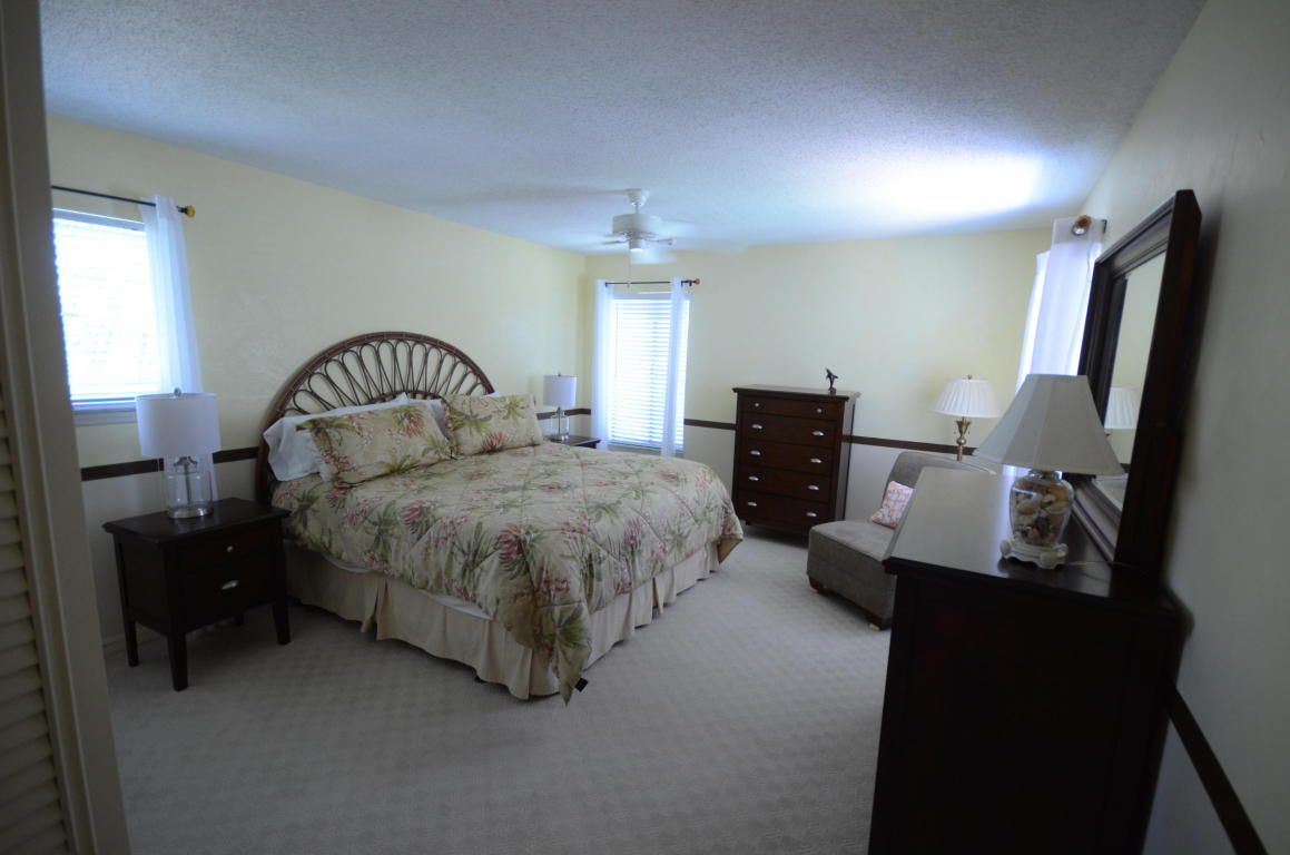 5473 SE Miles Grant Road, Stuart, FL 34997