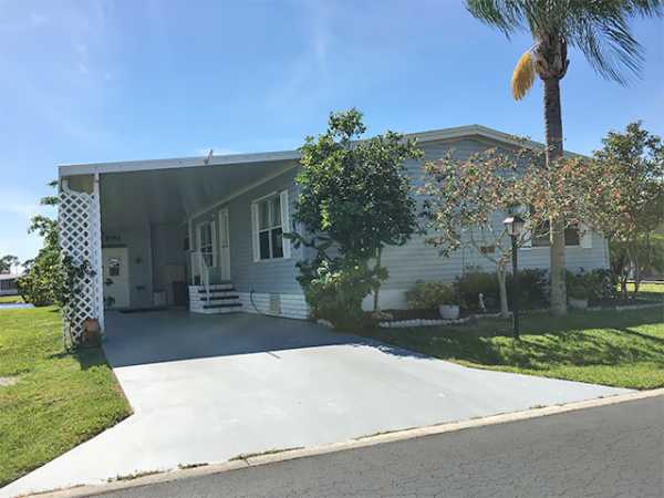Pinelake Gardens and Estates7052 SE BIRCHWOOD LAStuart, FL 34997