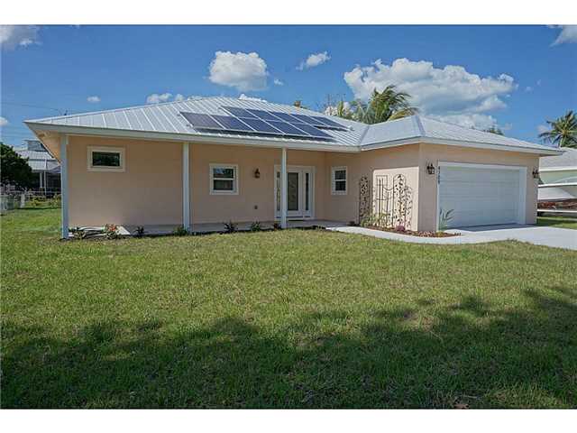 4709 Bayshore TER, Stuart, FL 34997