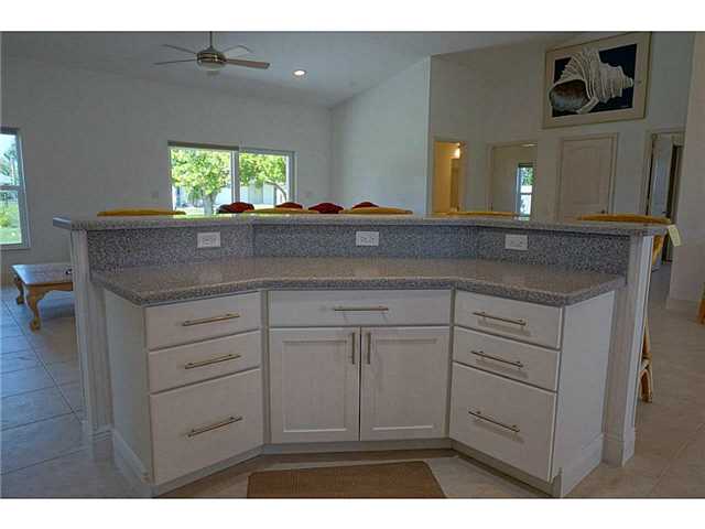 4709 Bayshore TER, Stuart, FL 34997