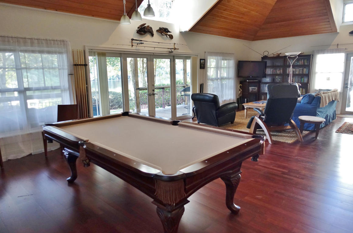 1039 SW Blue Water Way, Stuart, FL 34997