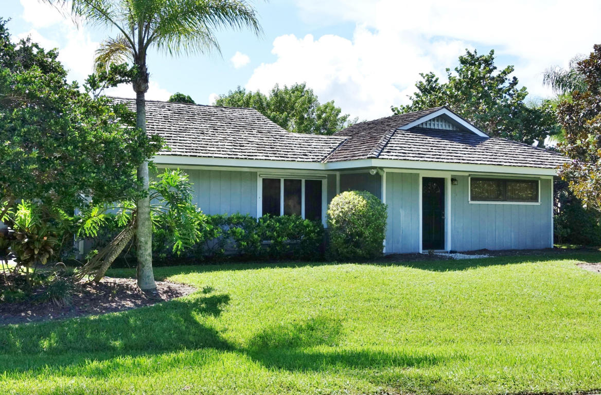 3712 SE Starboard Lane, Stuart, FL 34997