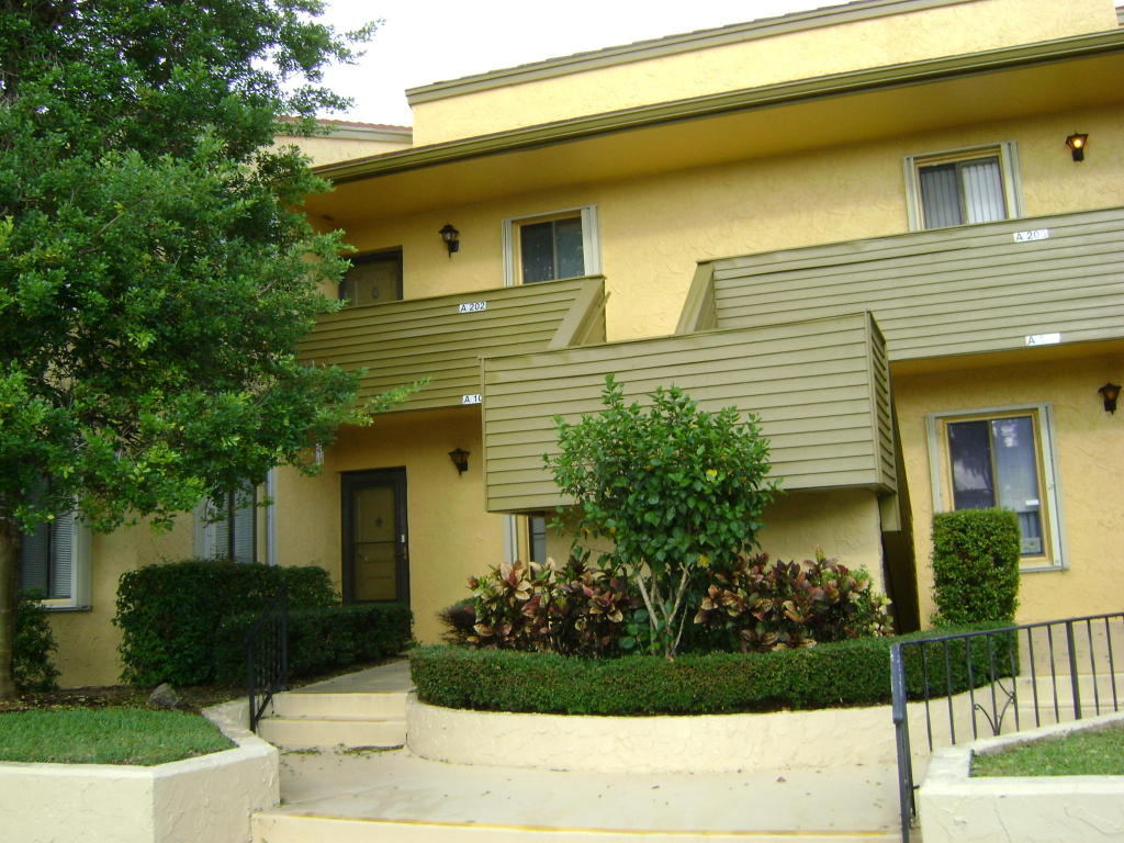 5393 SE Miles Grant Road, Stuart, FL 34997