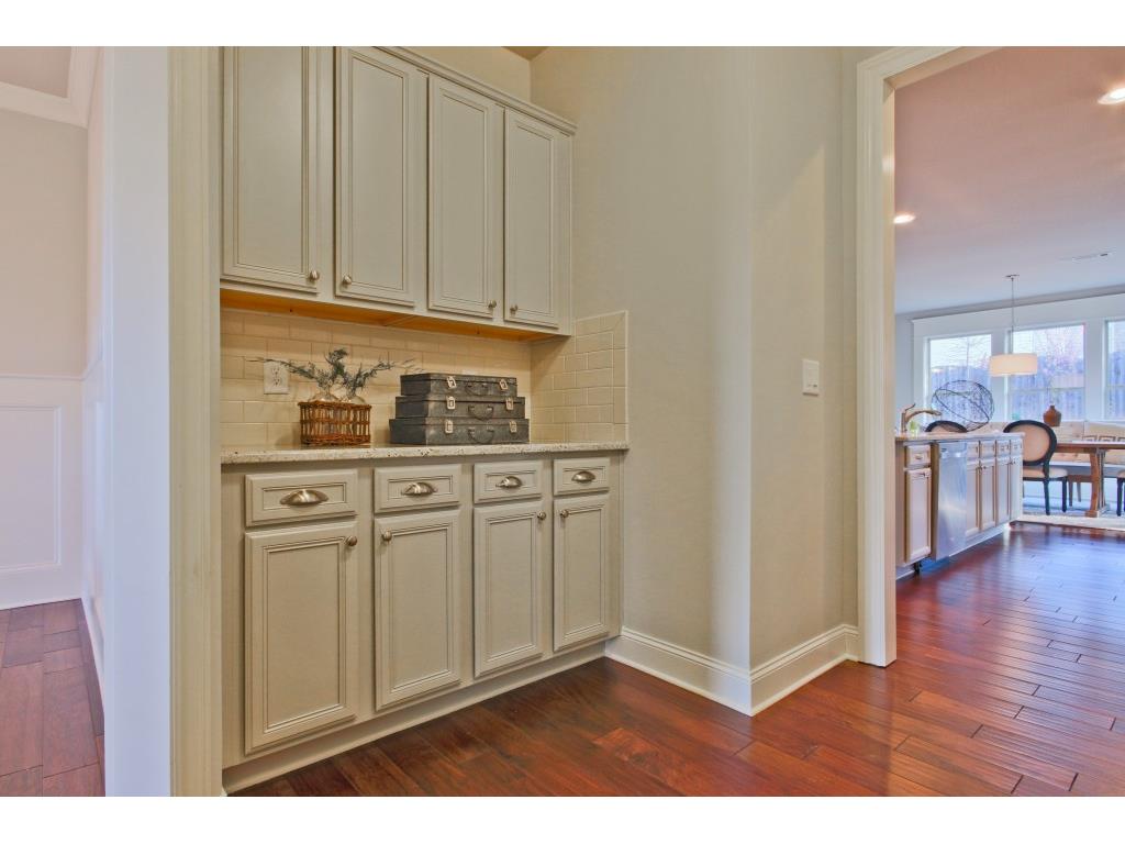 460 Weston Walk, Alpharetta, GA 30004