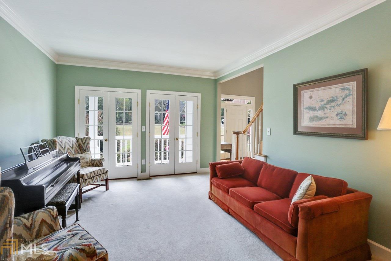 435 Gunston Hall Dr, Alpharetta, GA 30004