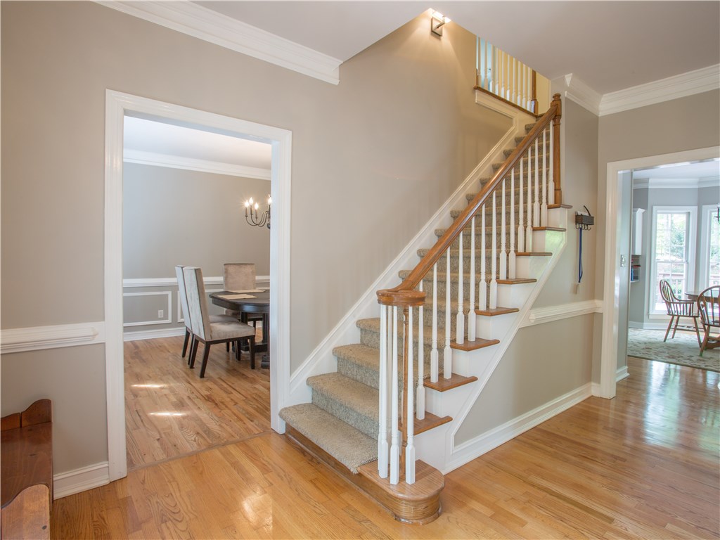 880 Freemanwood Lane, Alpharetta, GA 30004