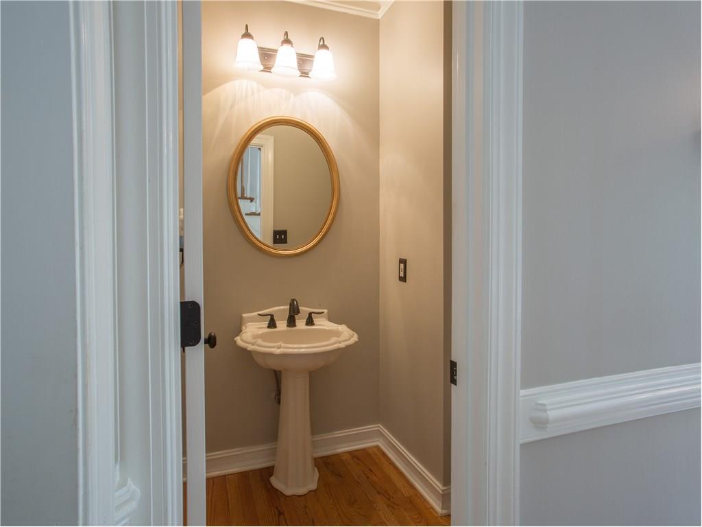 880 Freemanwood Lane, Alpharetta, GA 30004