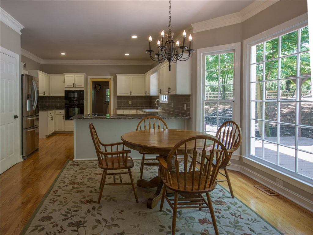 880 Freemanwood Lane, Alpharetta, GA 30004