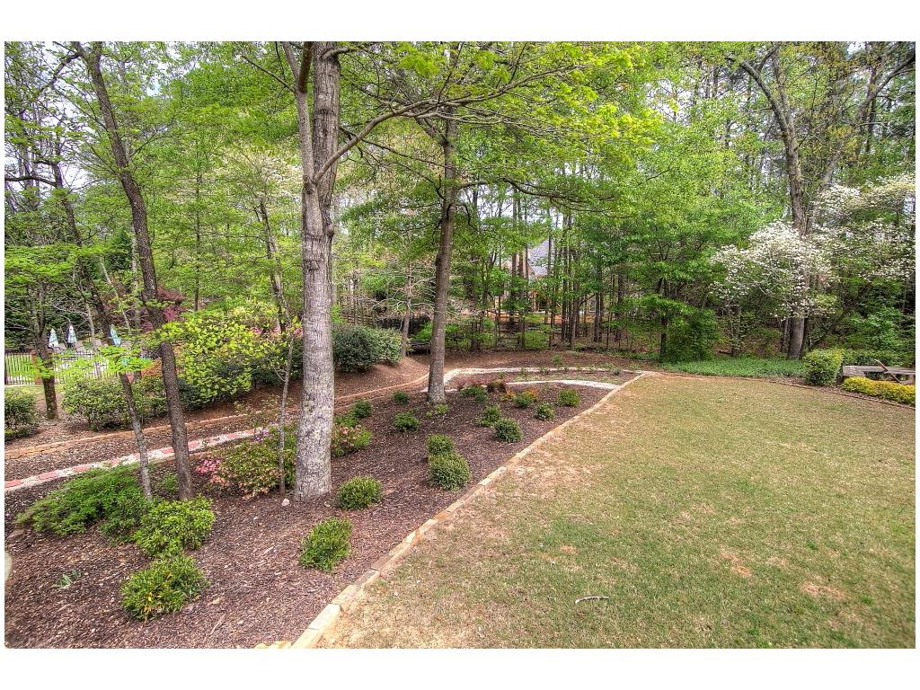 305 Oakhurst Leaf Drive, Milton, GA 30004