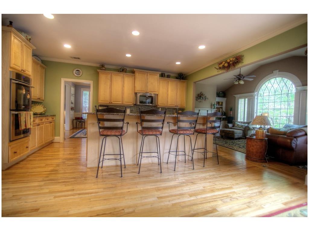 305 Oakhurst Leaf Drive, Milton, GA 30004