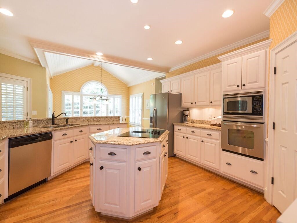 16088 Freemanville Road, Milton, GA 30004