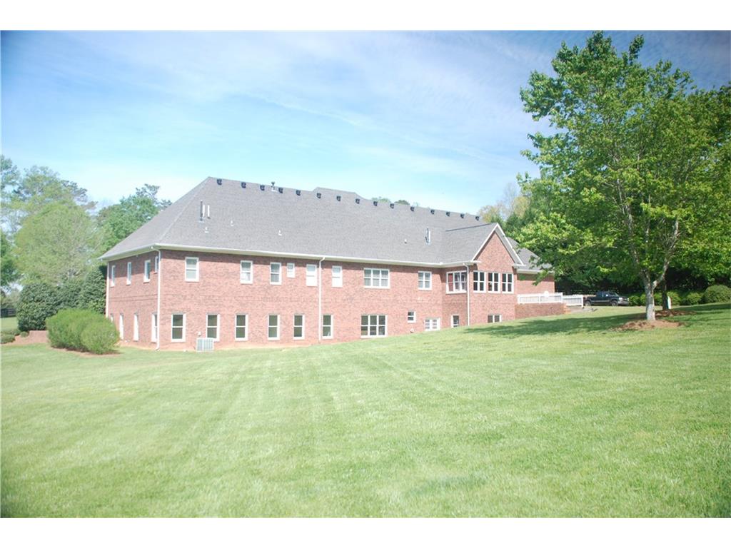 120 Allmond Lane, Alpharetta, GA 30004
