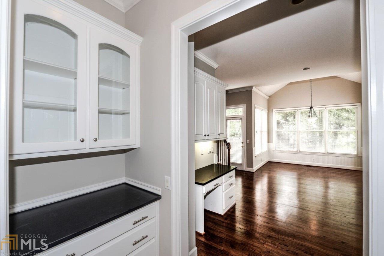 1911 Seven Seas Ct, Alpharetta, GA 30005