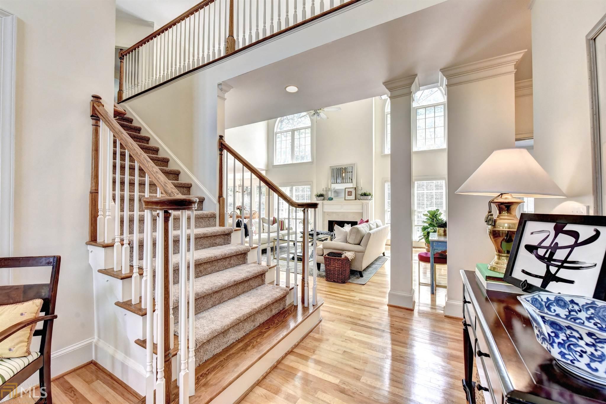 1020 Creek Ridge Pt, Alpharetta, GA 30005