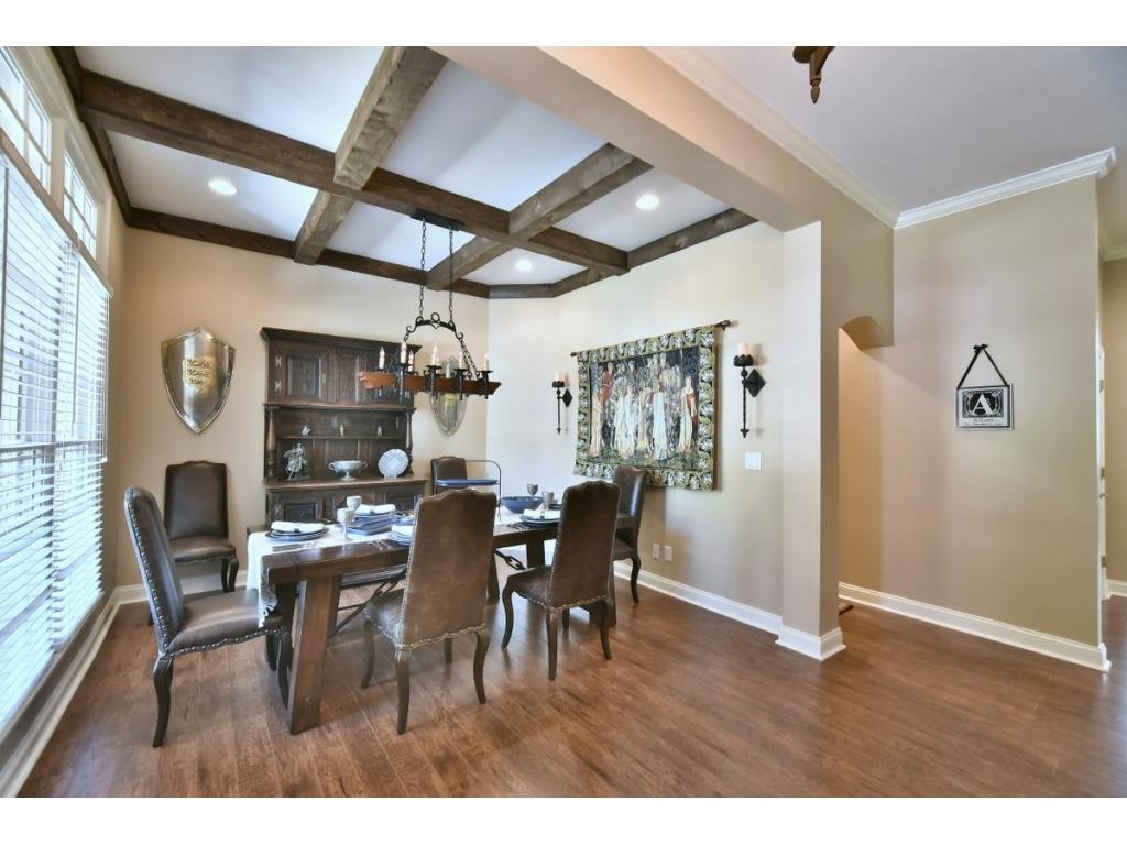 1065 Beacon Hill Crossing, Alpharetta, GA 30005