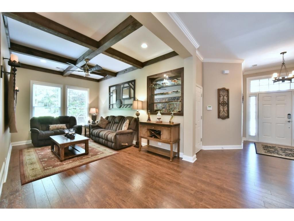 1065 Beacon Hill Crossing, Alpharetta, GA 30005