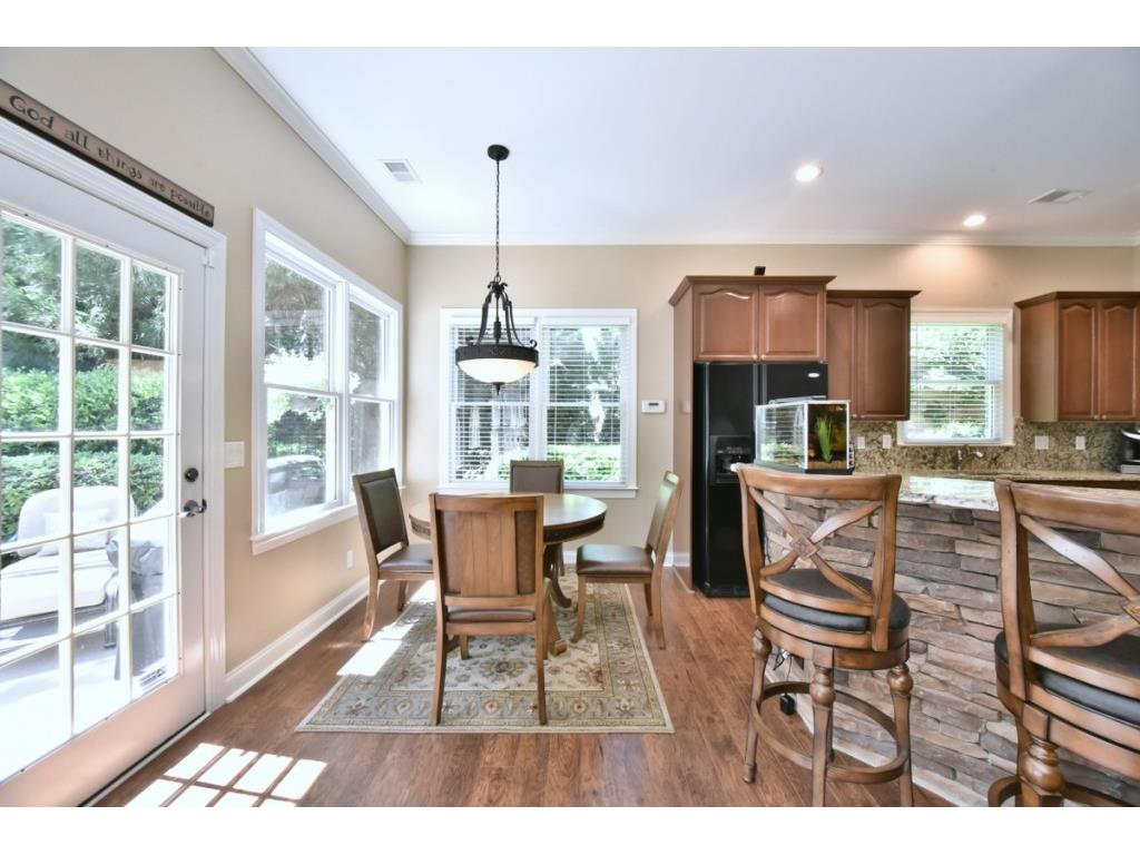 1065 Beacon Hill Crossing, Alpharetta, GA 30005