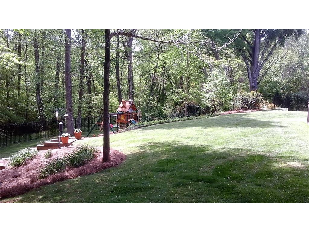 570 Fawn Run, Alpharetta, GA 30005