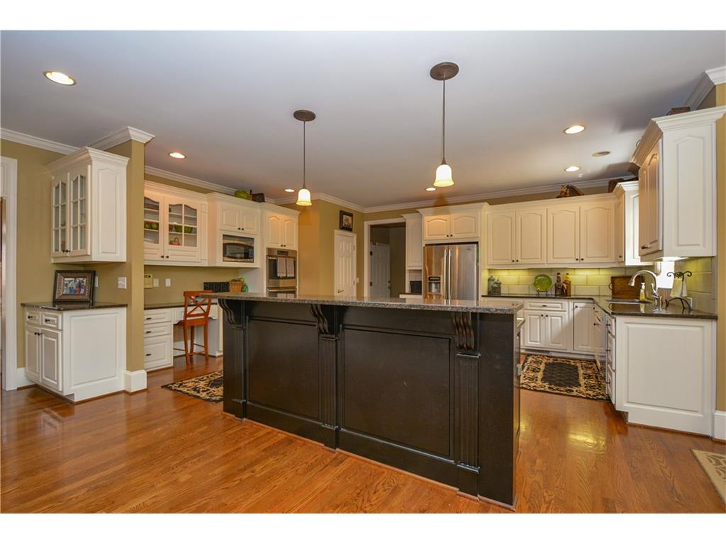 2080 Bent Creek Manor, Alpharetta, GA 30005