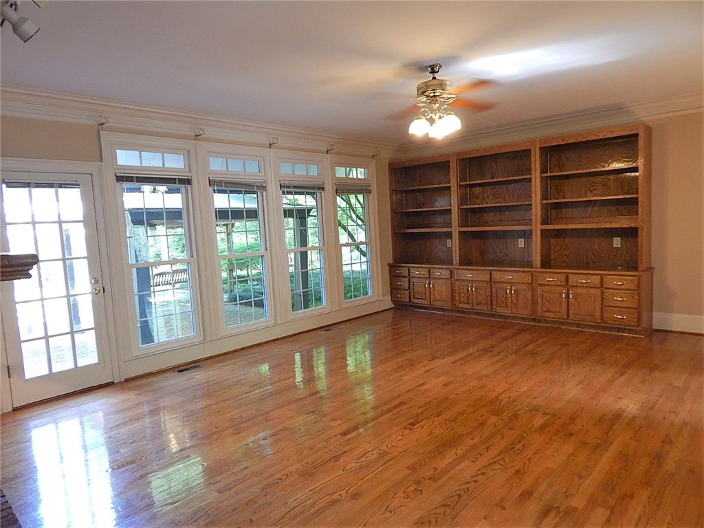 2531 Milford Farms Lane SW, Marietta, GA 30008