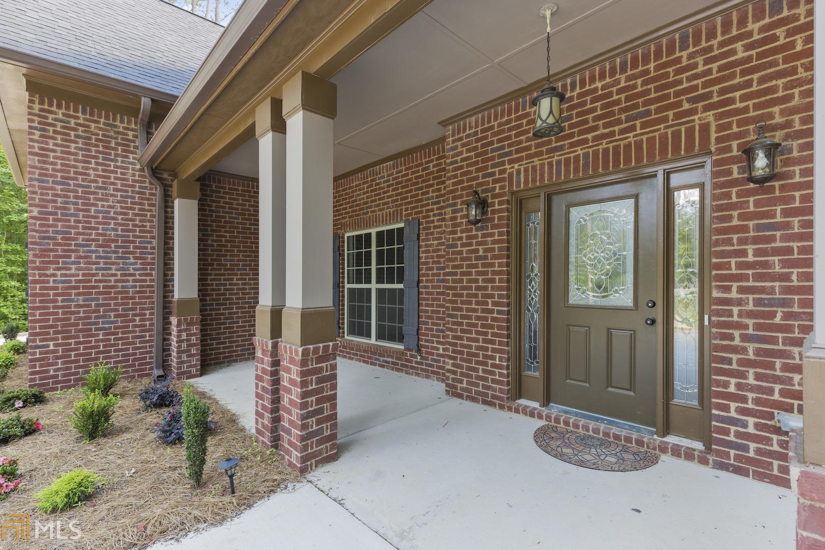220 Dania Dr, Alpharetta, GA 30009