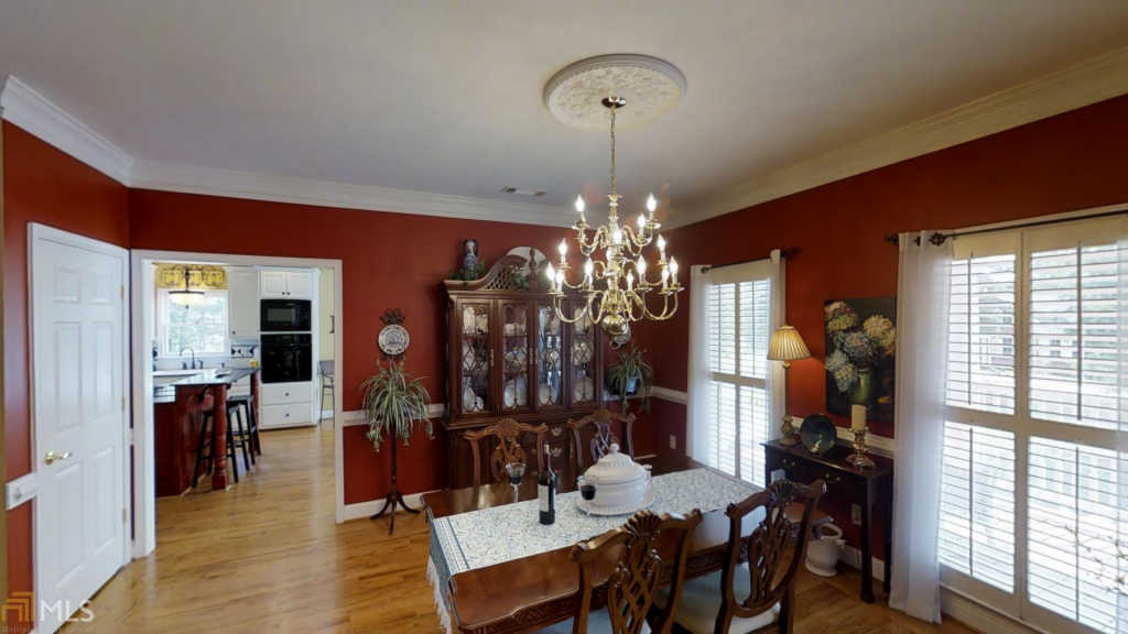 6227 Waters Edge Dr, Covington, GA 30014