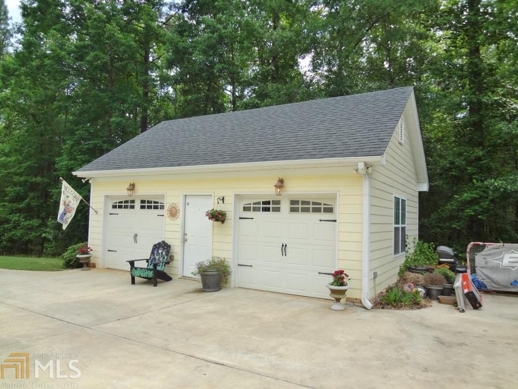 680 Gregory Rd, Covington, GA 30014