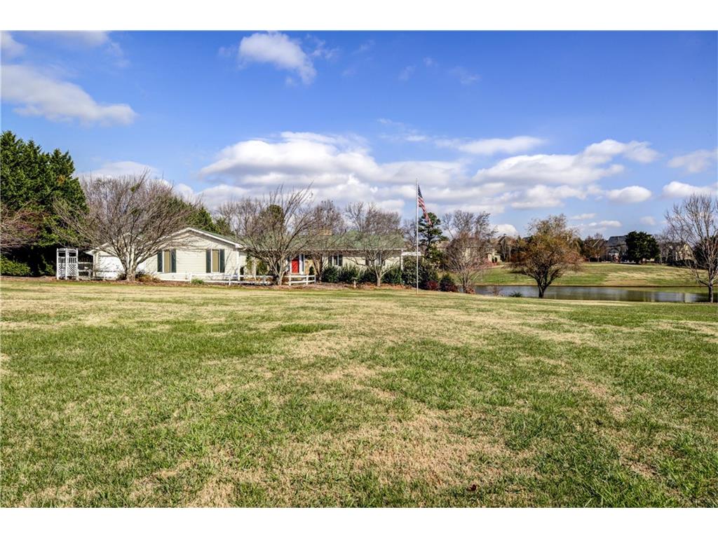 882 Auburn Road, Dacula, GA 30019