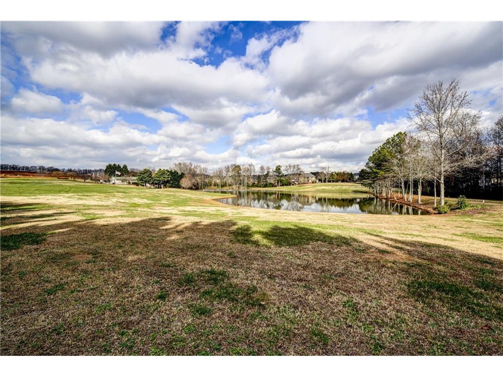 882 Auburn Road, Dacula, GA 30019