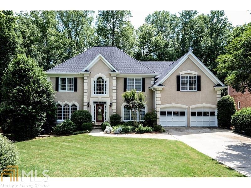 5755 Lake Heights Cir, Johns Creek, GA 30022