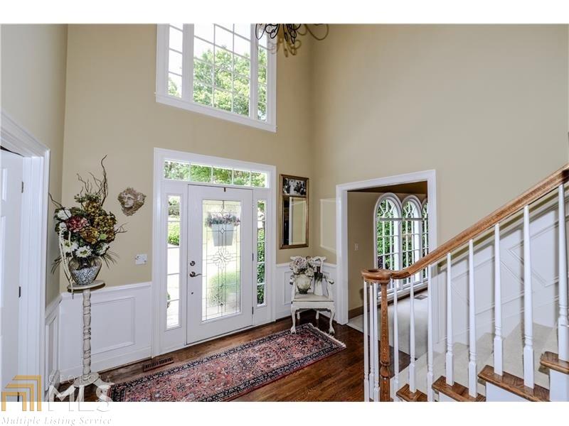 5755 Lake Heights Cir, Johns Creek, GA 30022
