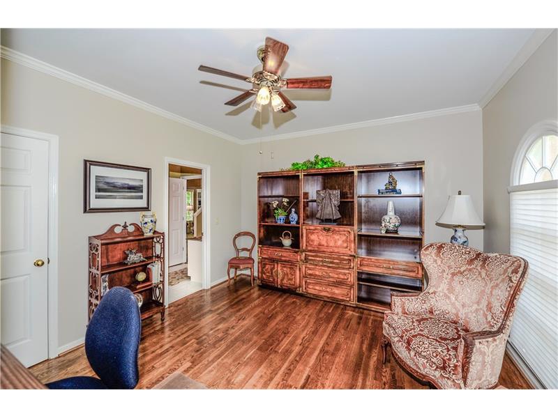 5755 Lake Heights Circle, Johns Creek, GA 30022