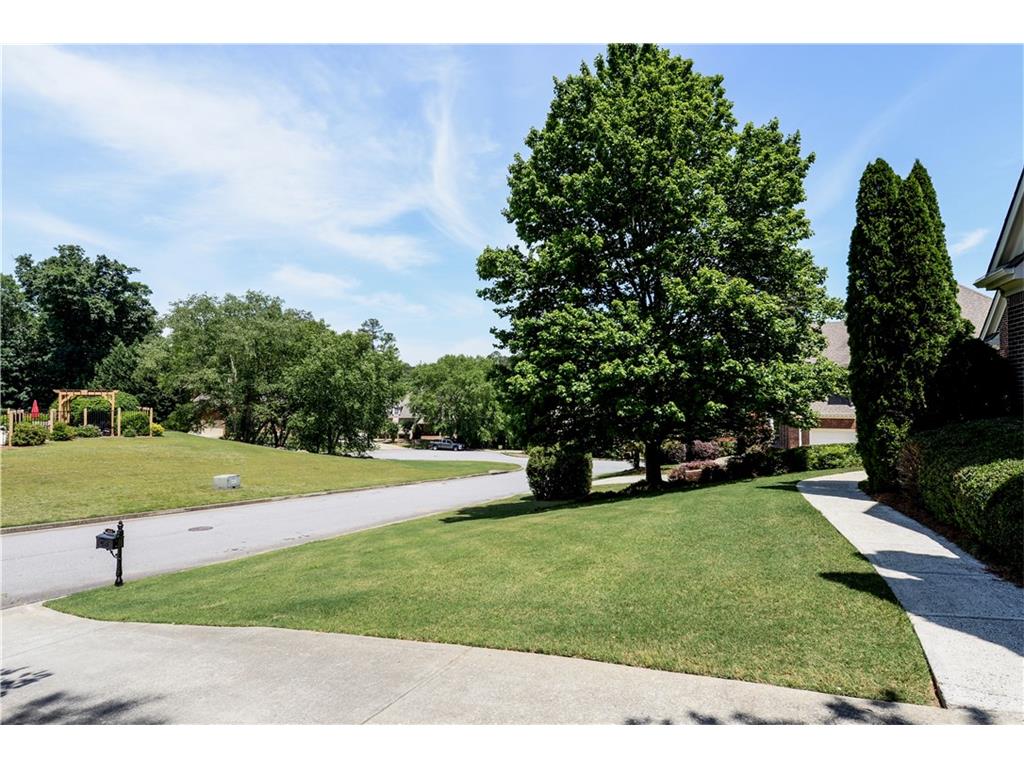 615 Saint Regis Lane, Alpharetta, GA 30022