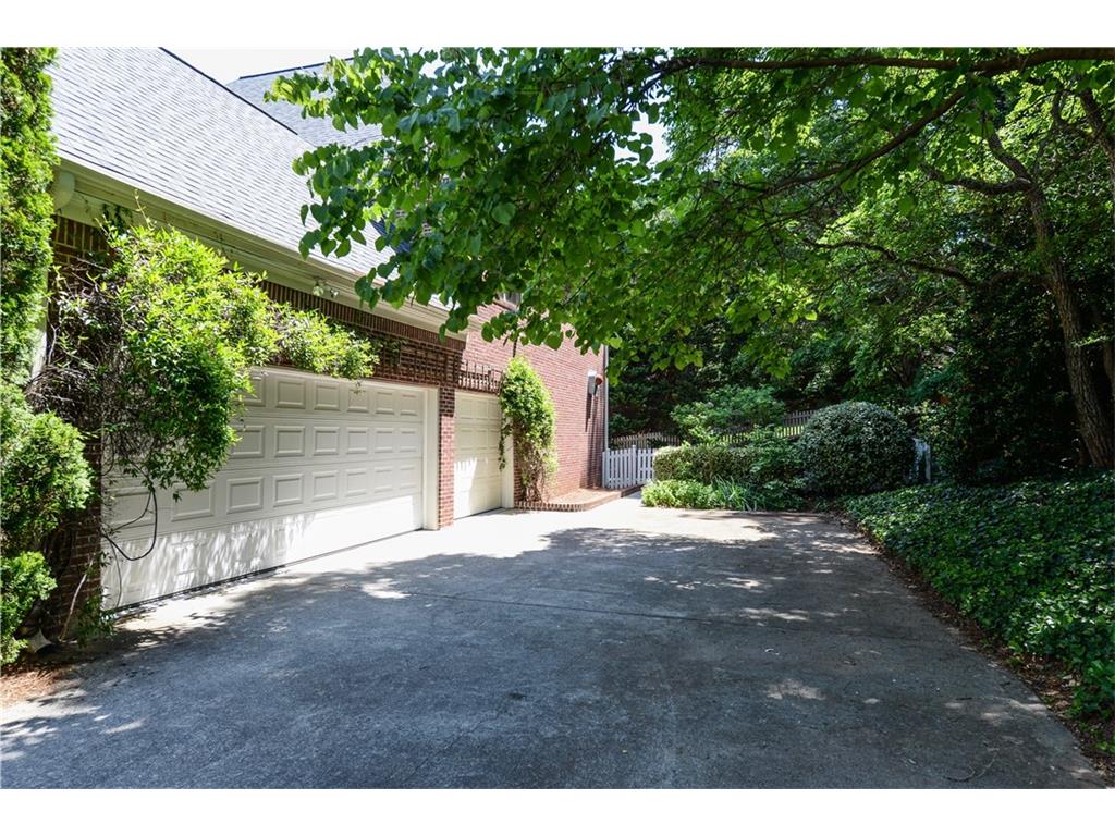 615 Saint Regis Lane, Alpharetta, GA 30022