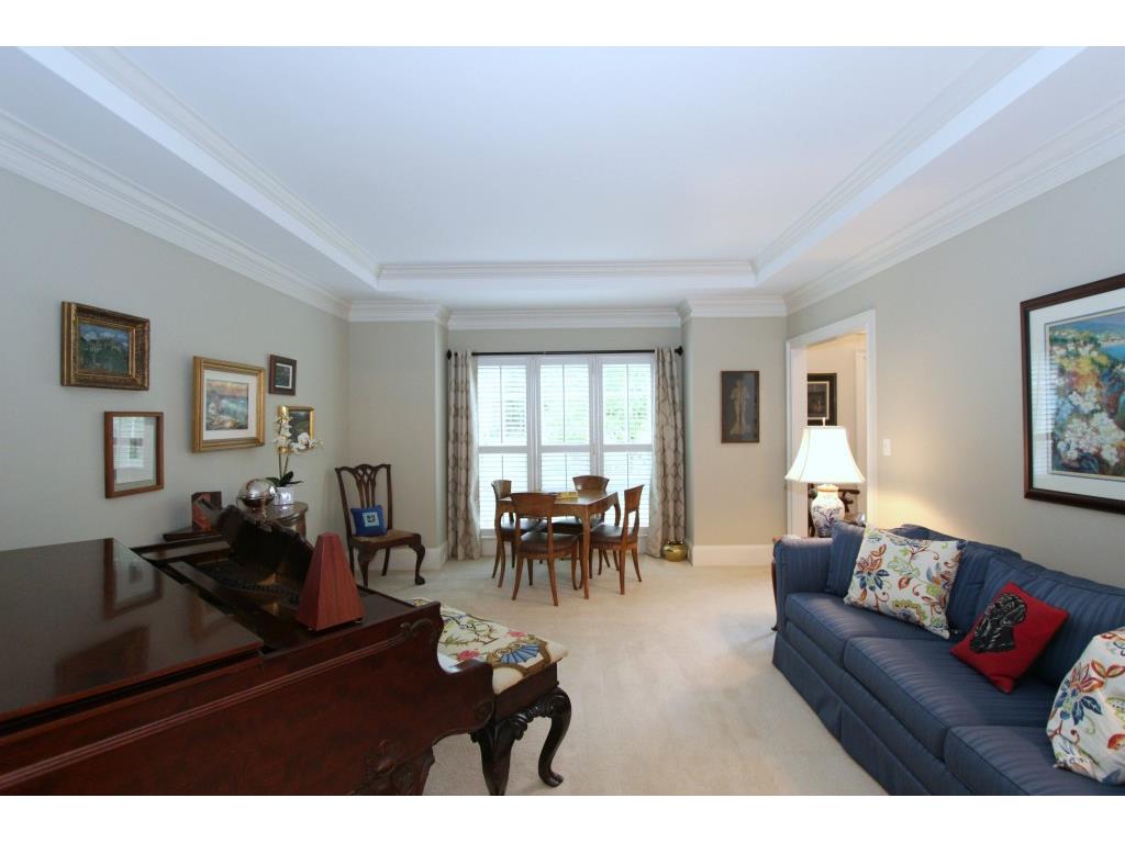 110 Foalgarth Way, Johns Creek, GA 30022