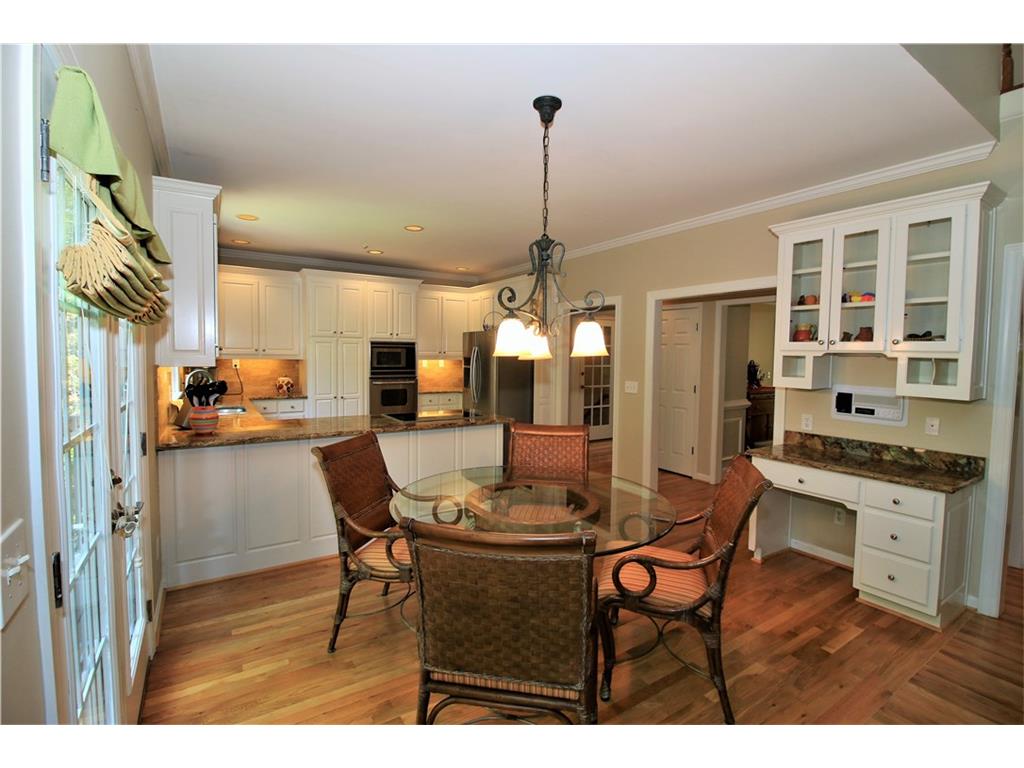 625 Blakenham Court, Johns Creek, GA 30022