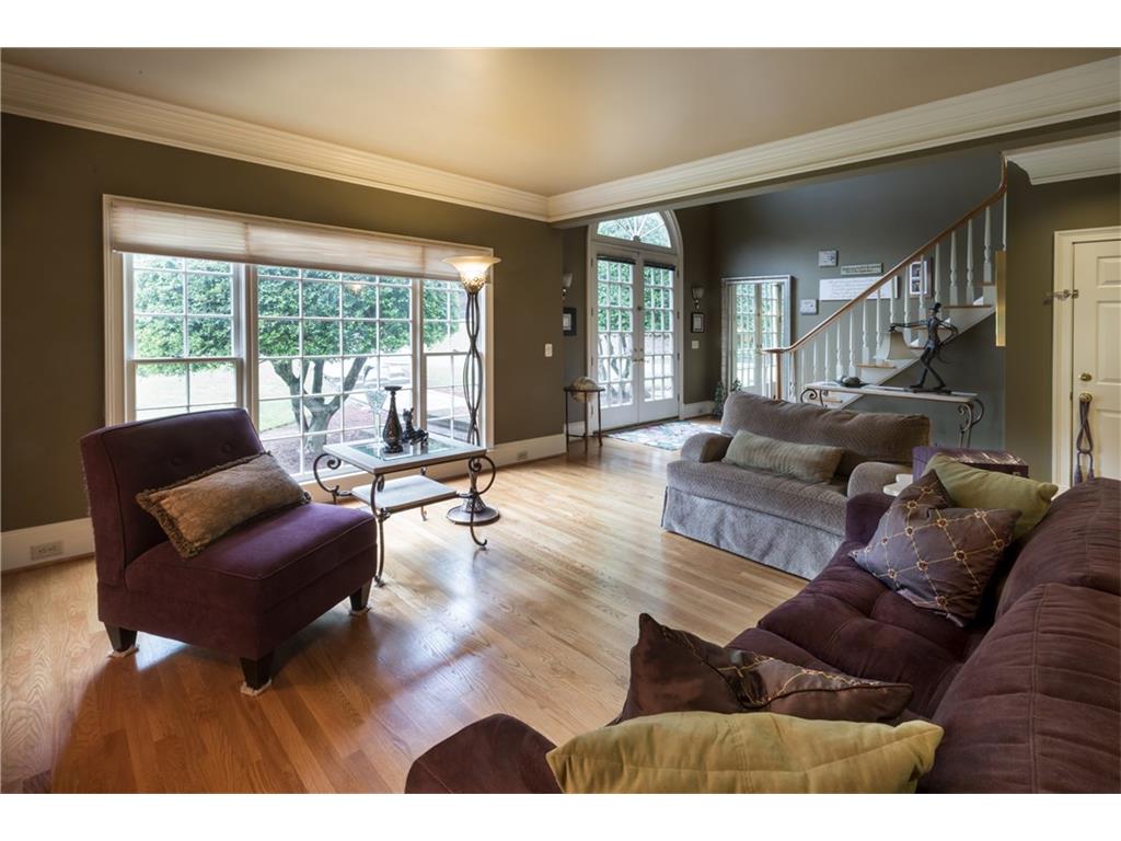 9020 Laurel Way, Johns Creek, GA 30022