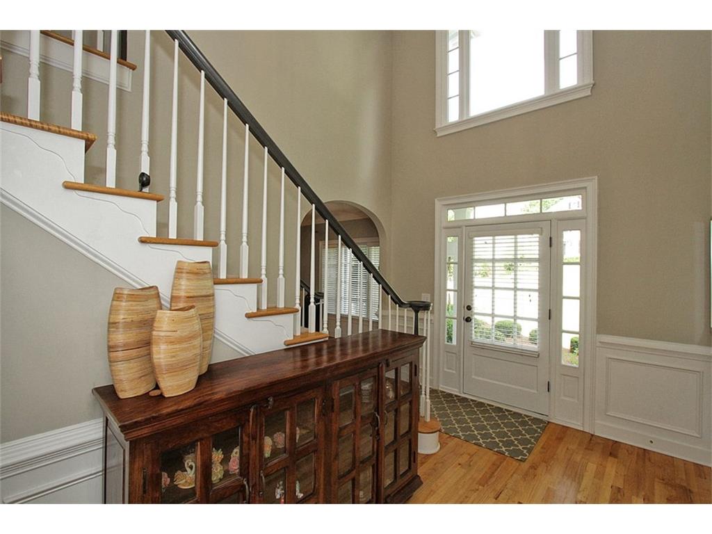 5835 Lake Heights Circle, Johns Creek, GA 30022