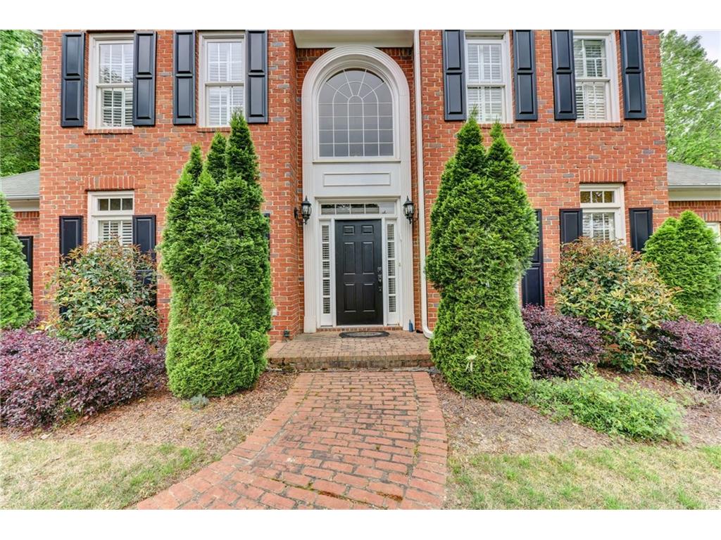 1530 Highview Pines Pass, Alpharetta, GA 30022