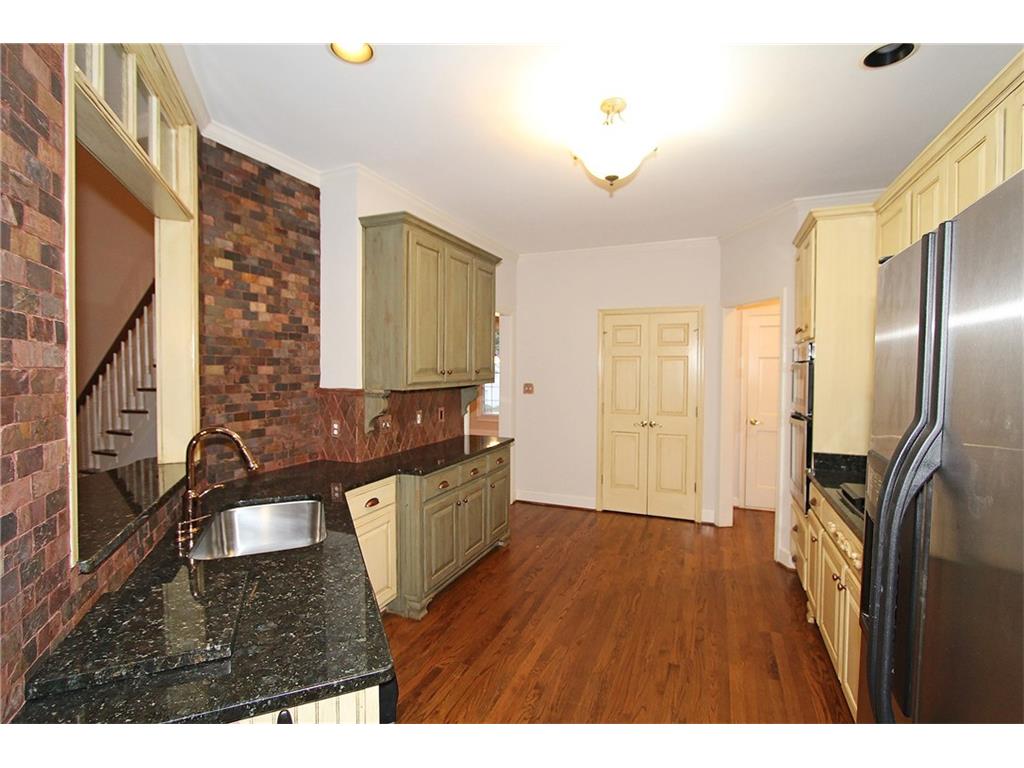 9870 Hunt Club Way, Alpharetta, GA 30022